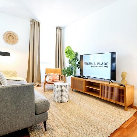 Zen & Tan Apartment Faro Luaran gambar